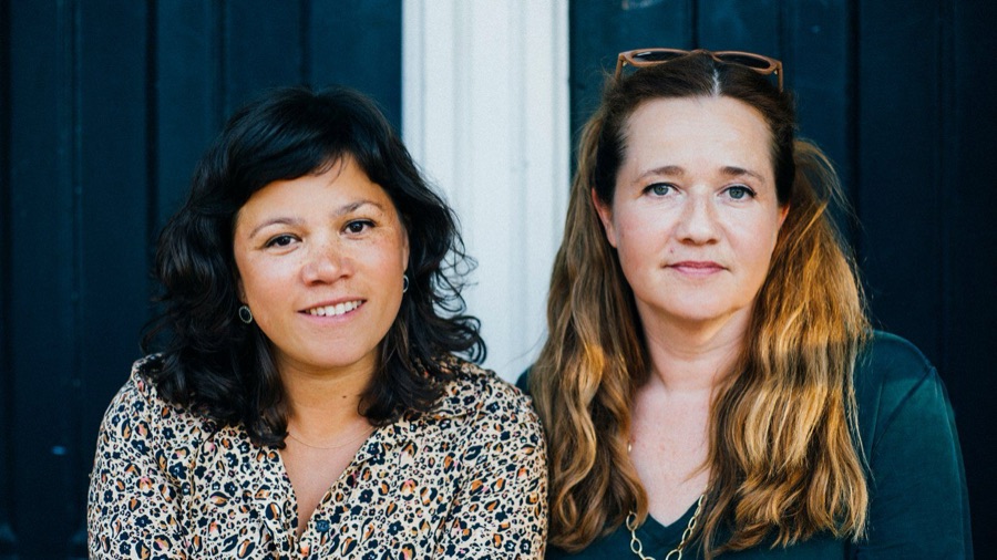 Sarah Sylbing en Ester Gould, regisseurs van Klassen